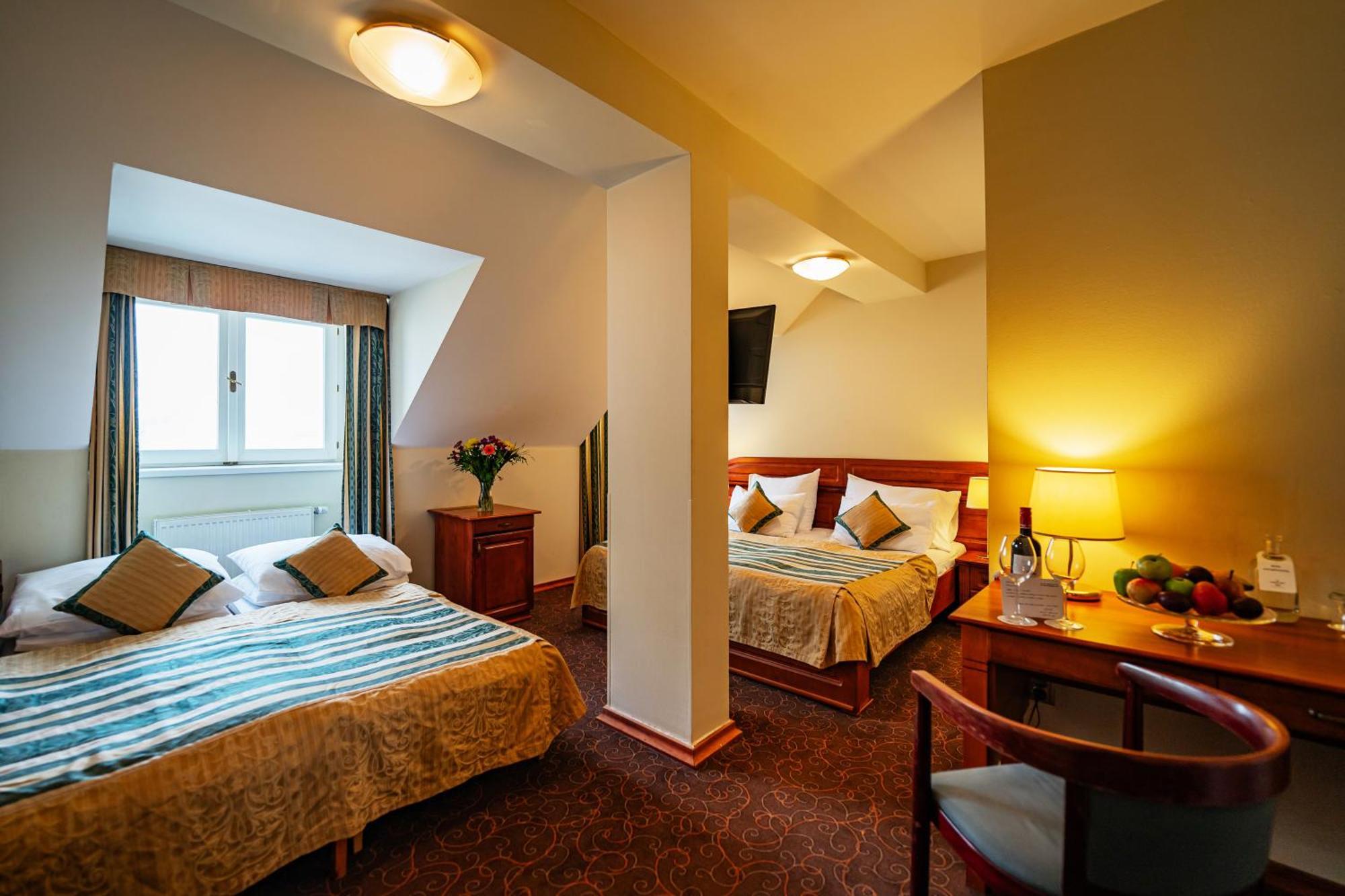U Divadla Hotel 4*